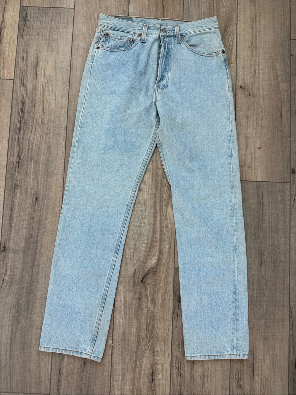 New 90s 1995 Vintage Levis 501 Button Fly Jeans Women’s 31x32 Waist Light Wash